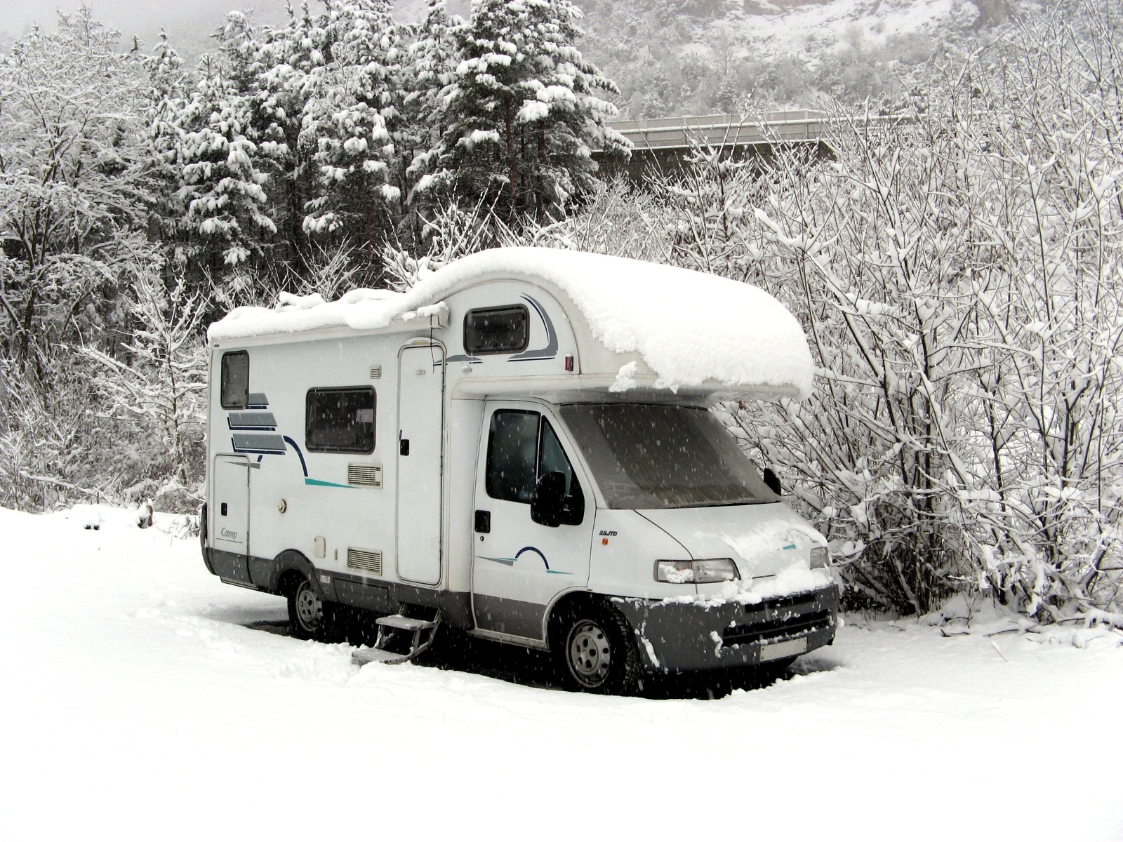 Winter Caravan